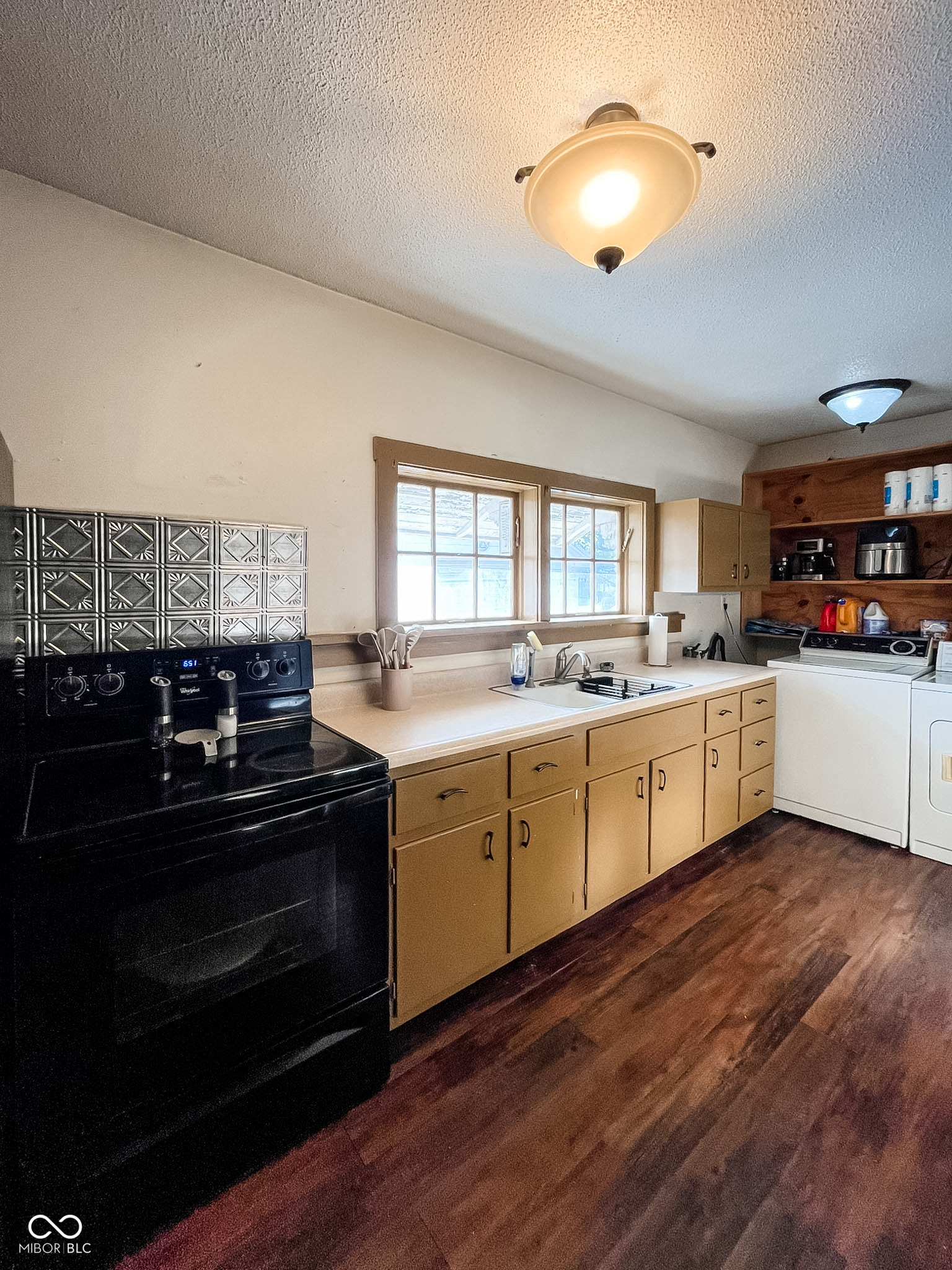 209 Grant Street Cayuga, IN 47928 - Photo 24 of 35