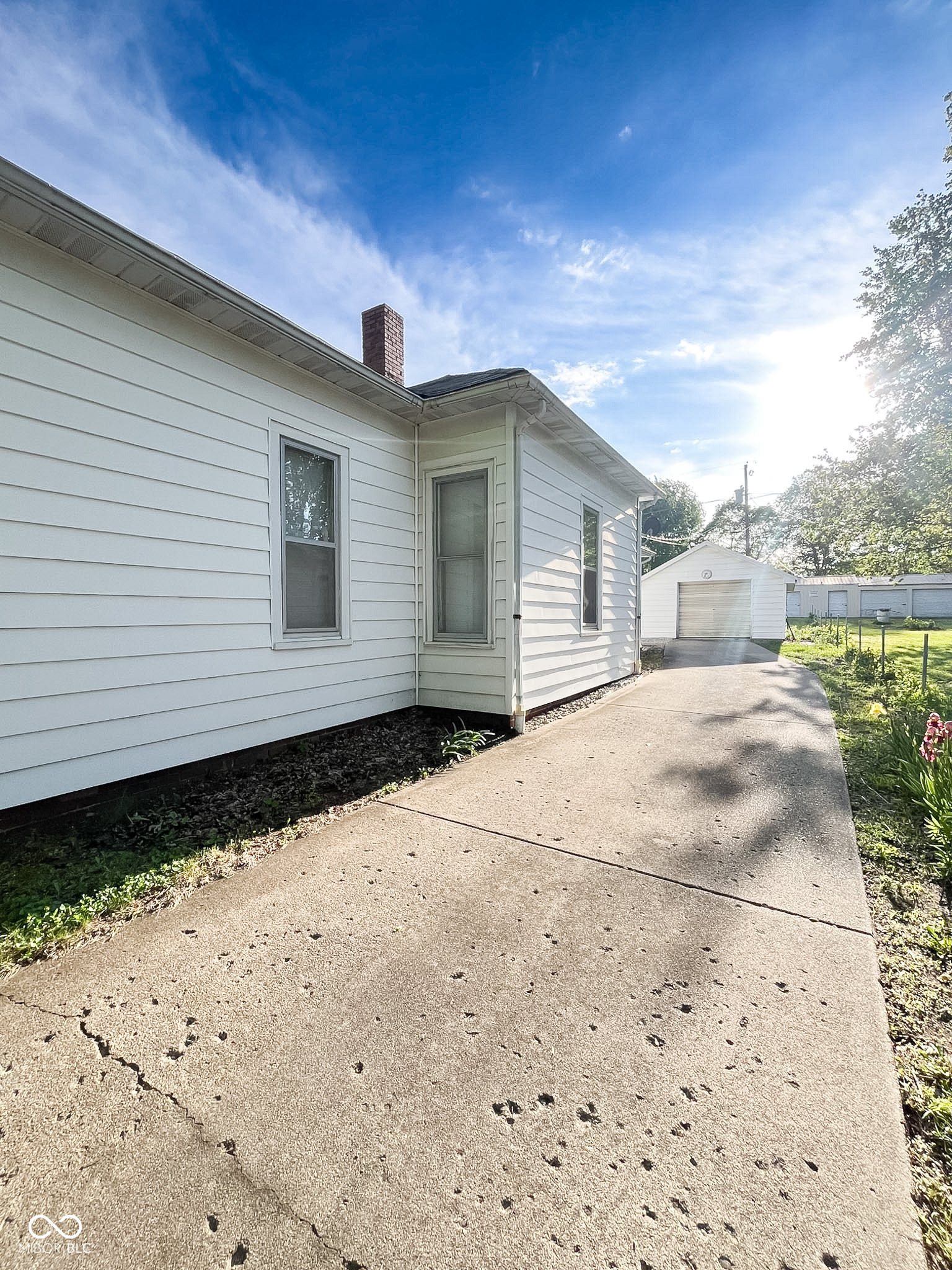 209 Grant Street Cayuga, IN 47928 - Photo 7 of 35