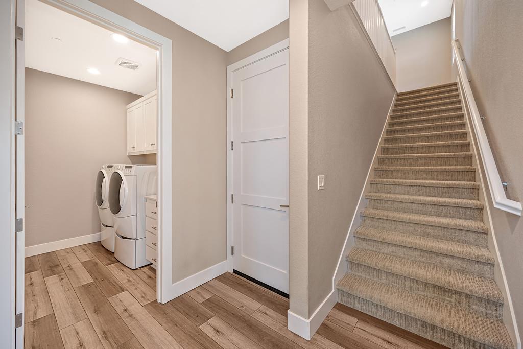504 Chase Court Colfax, CA 95713 - Photo 48 of 94 a view of a hallway with wooden floor and entryway