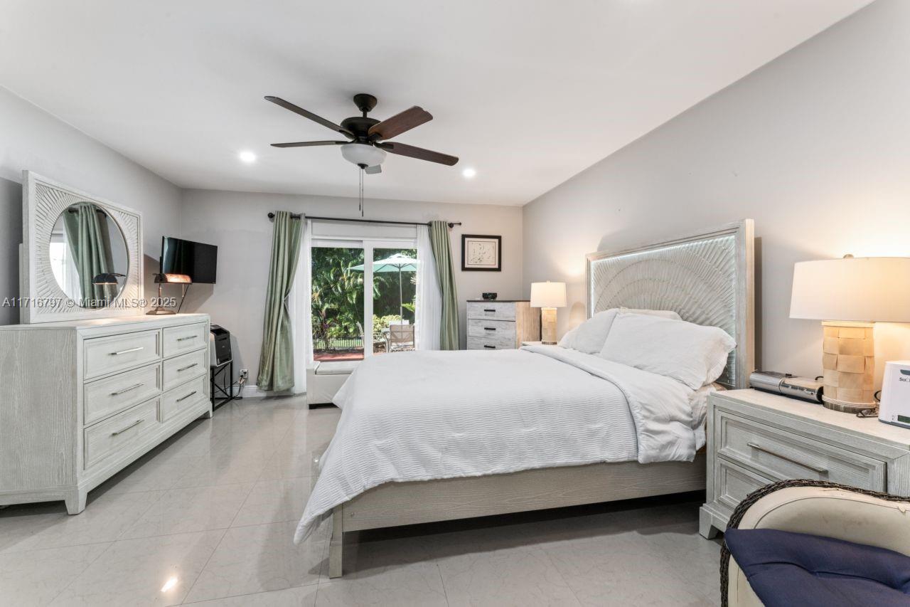 20929 Boca Ridge Drive West Boca Raton, FL 33428 - Photo 22 of 47