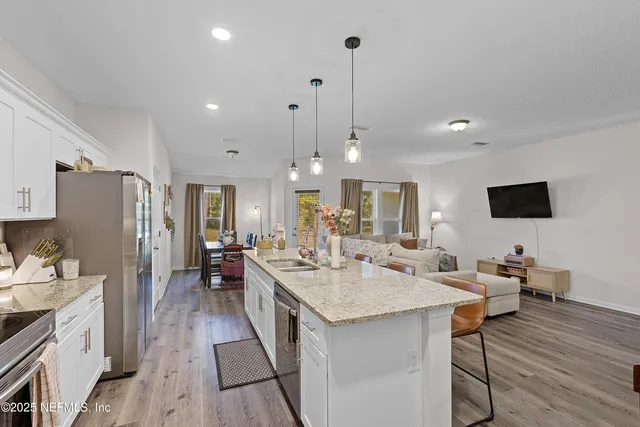 $369,000 | 102 Landmark Avenue, Satsuma, FL 32189