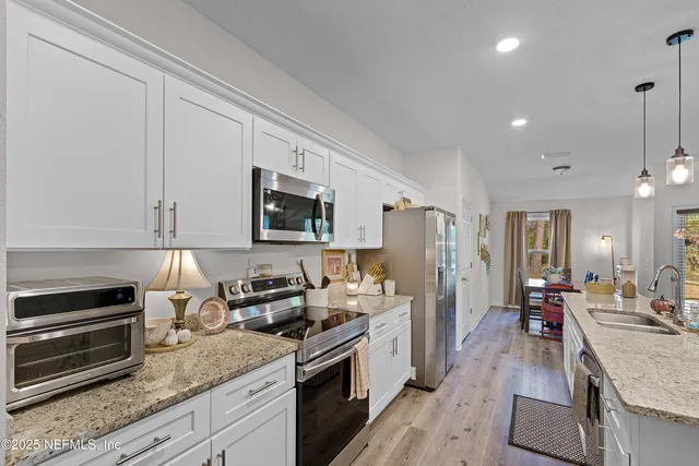 $369,000 | 102 Landmark Avenue, Satsuma, FL 32189