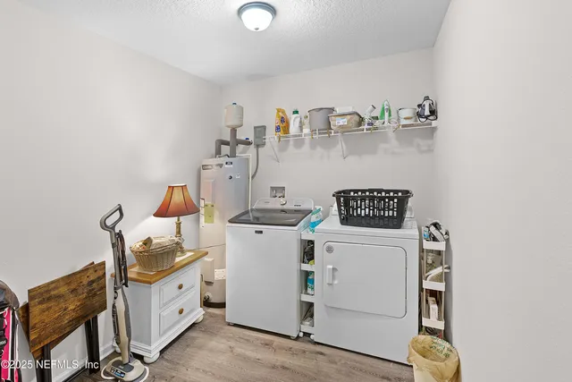 $369,000 | 102 Landmark Avenue, Satsuma, FL 32189