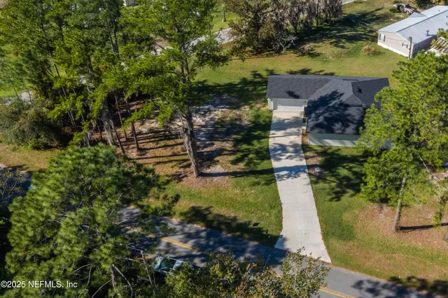 $369,000 | 102 Landmark Avenue, Satsuma, FL 32189