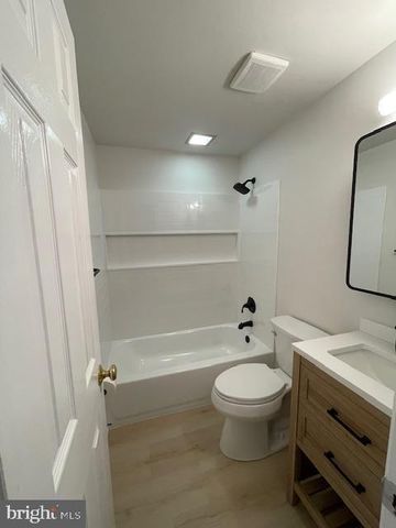 $725,000 | 201 Clover Circle, Media, PA 19063