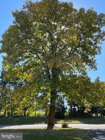 $725,000 | 201 Clover Circle, Media, PA 19063