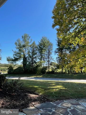 $725,000 | 201 Clover Circle, Media, PA 19063