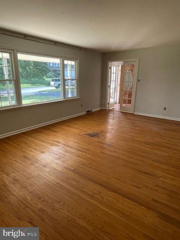 $725,000 | 201 Clover Circle, Media, PA 19063