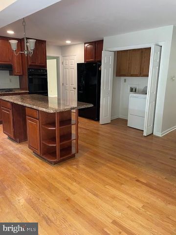 $725,000 | 201 Clover Circle, Media, PA 19063