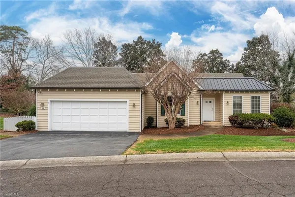 $274,900 | 119 Linden Place, Bermuda Run, NC 27006