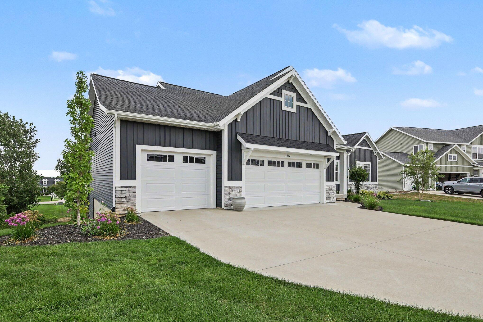 8302 Bauer Rdg Avenue Jenison, MI 49428 - Photo 4 of 26 004_file_6724