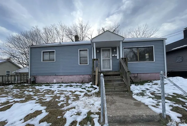 $39,900 | 1127 Putnam Street, Alton, IL 62002