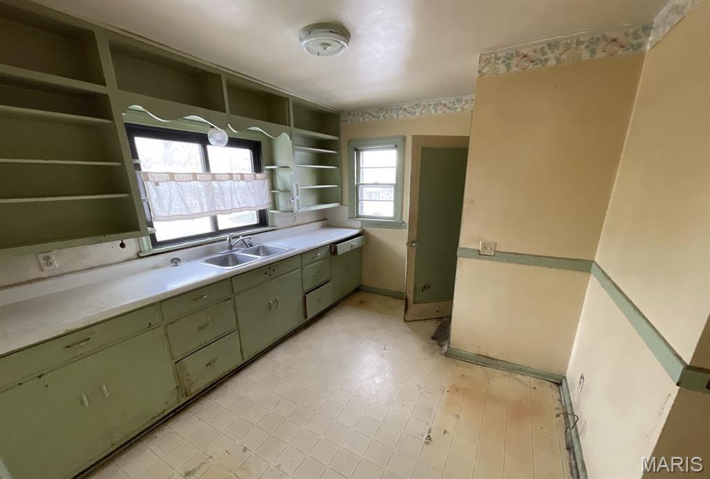 1127 Putnam Street Alton, IL 62002 - Photo 5 of 20