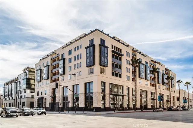 $4,350 | 39 South Los Robles Avenue, Unit 3006, Pasadena, CA 91101