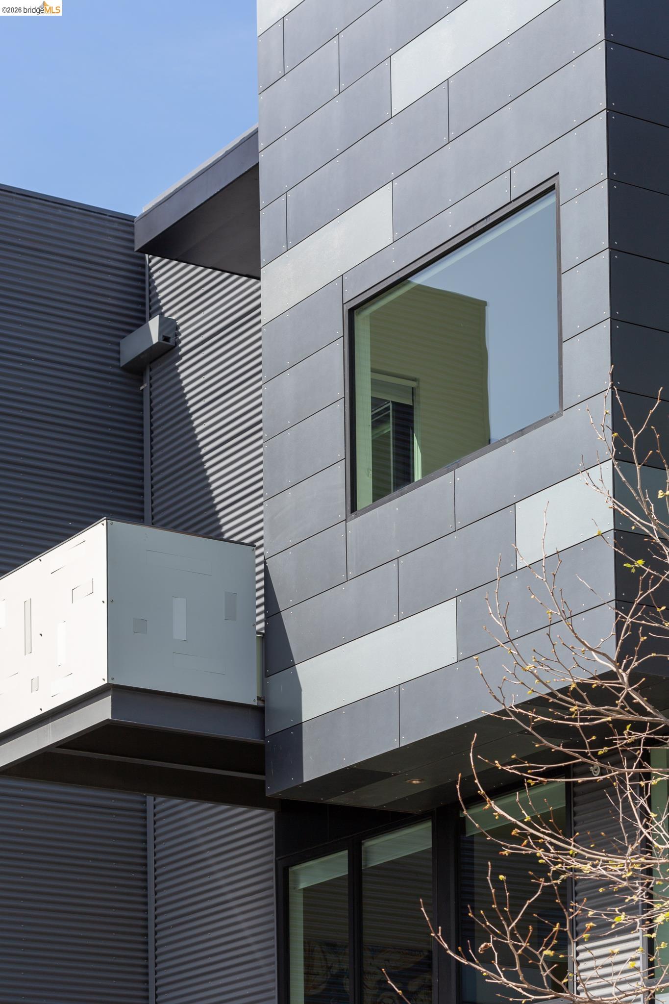 811 Folger Avenue Berkeley, CA 94710 - Photo 17 of 41