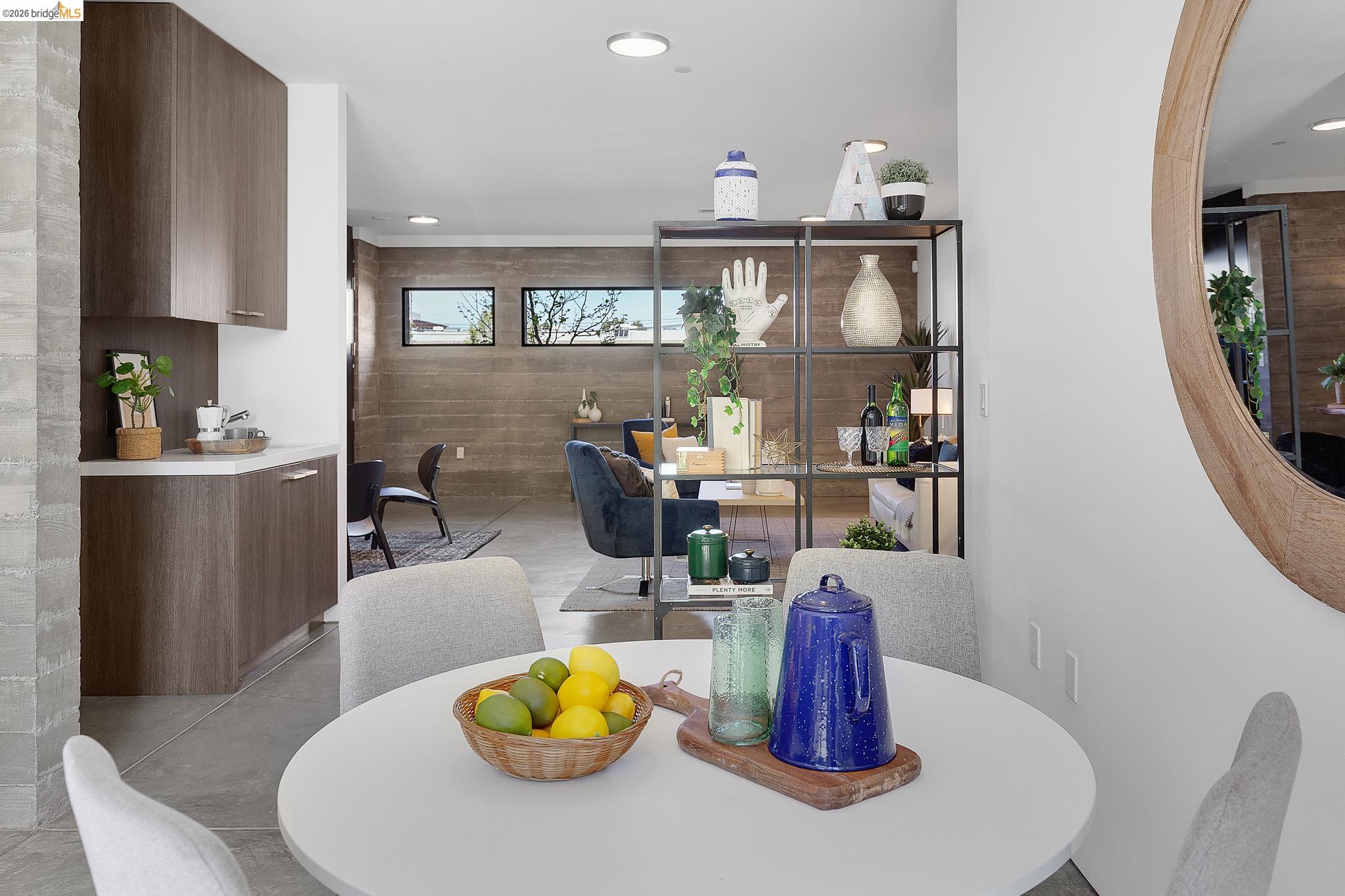 811 Folger Avenue Berkeley, CA 94710 - Photo 33 of 41