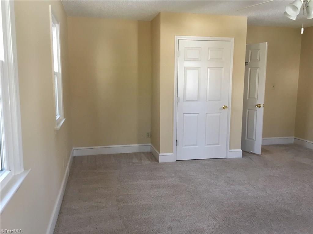 640 Kanoy Road Thomasville, NC 27360 - Photo 13 of 24 Master bedroom