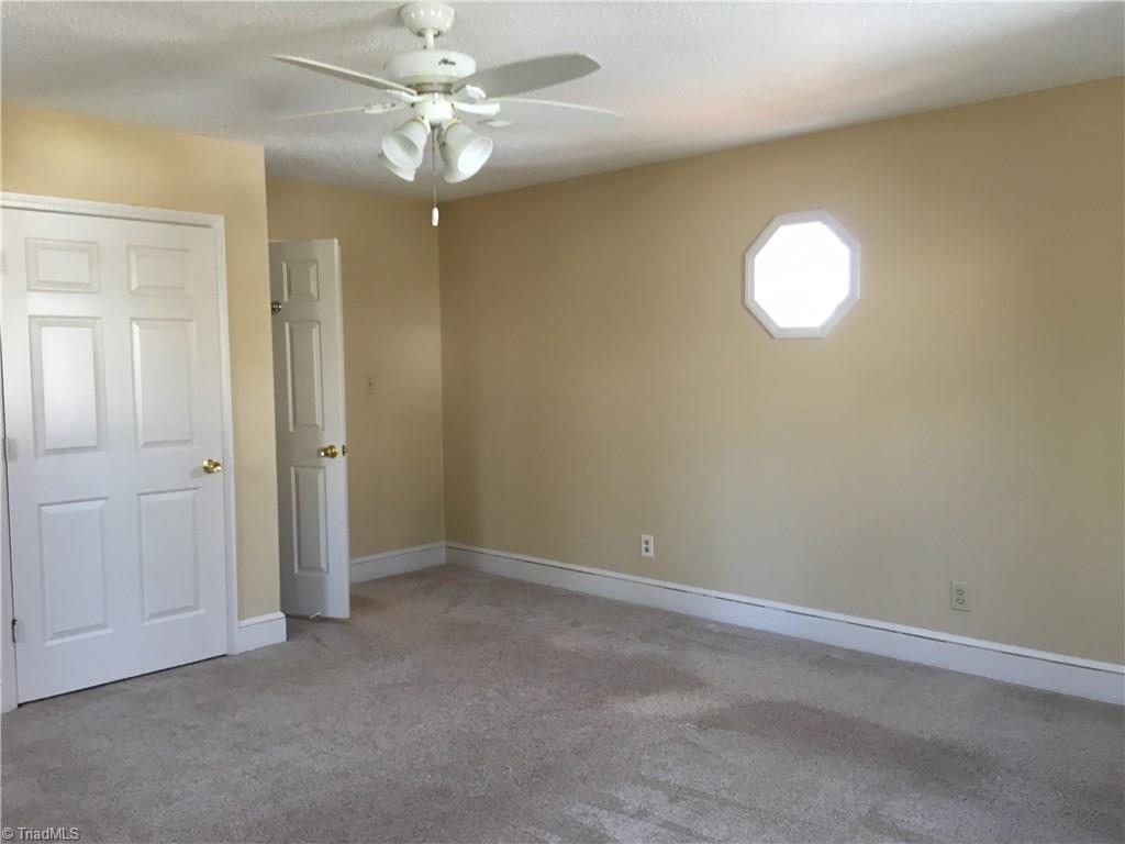 640 Kanoy Road Thomasville, NC 27360 - Photo 14 of 24 Master bedroom