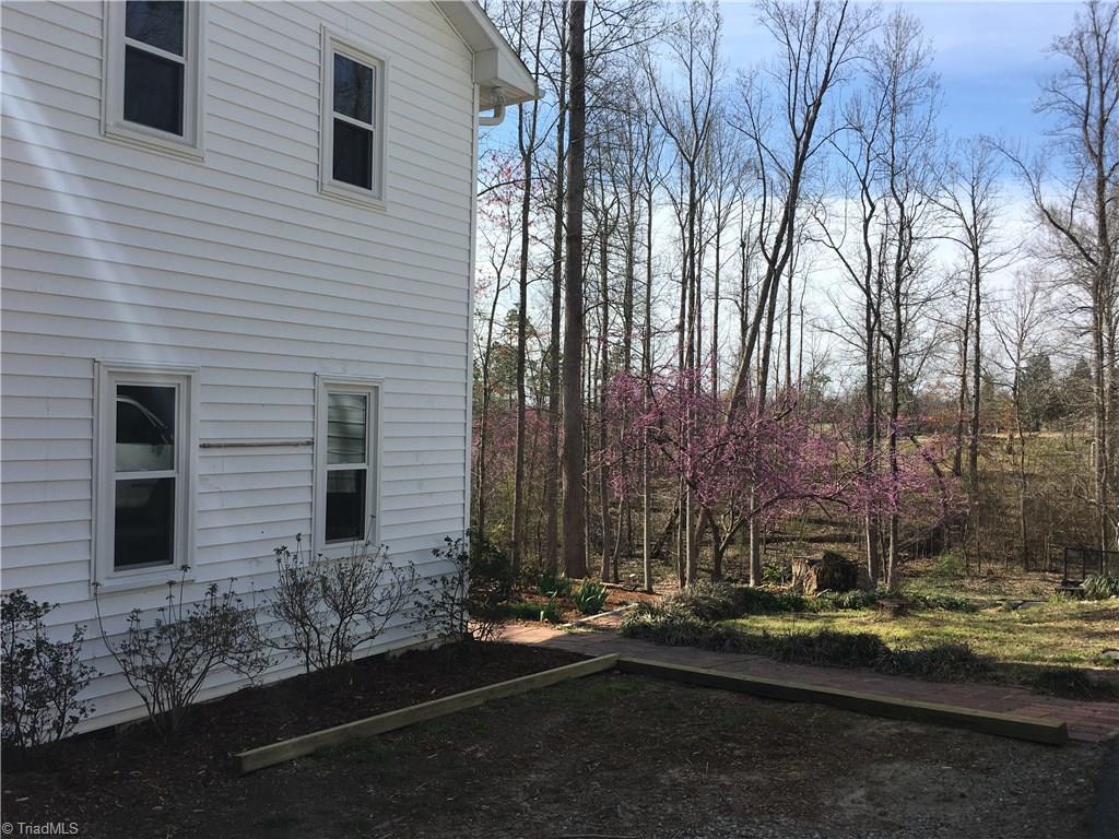 640 Kanoy Road Thomasville, NC 27360 - Photo 19 of 24 Gallery Image 19
