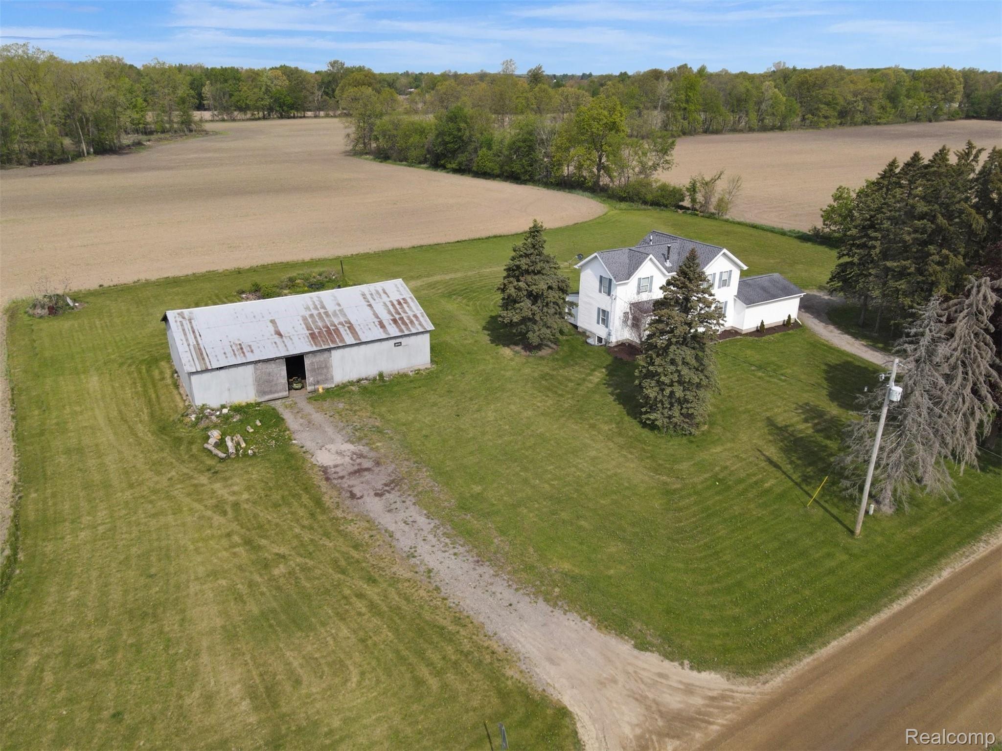 13248 South Delaney Road Perry, MI 48872 - Photo 33 of 46 16-13248-S-Delaney-Rd-WindowStill-Real-Estate-Photography-16.jpg