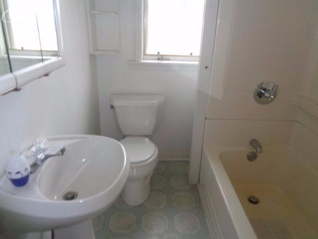 5455 North Webster Road Flushing, MI 48433 - Photo 7 of 10 21247038-6.JPG