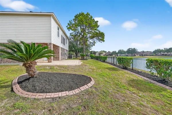 $2,395 | 11403 Ryan Manor Drive, Richmond, TX 77406