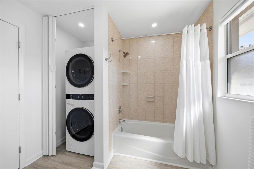 1218 Taylor Avenue Dunedin, FL 34698 - Photo 15 of 53