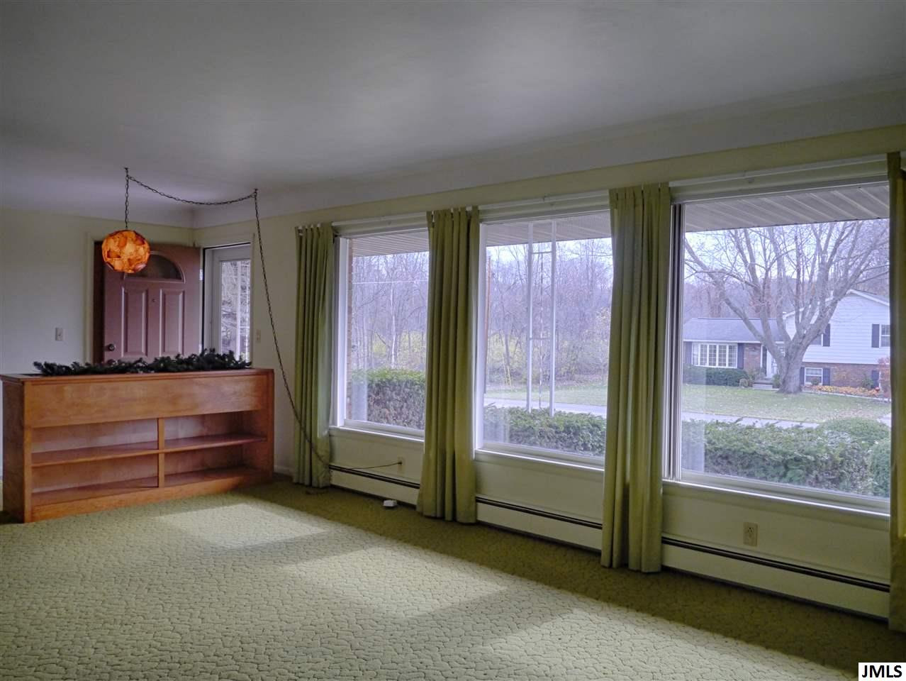 3800 Hendee Road Jackson, MI 49201 - Photo 3 of 33 Photo 3