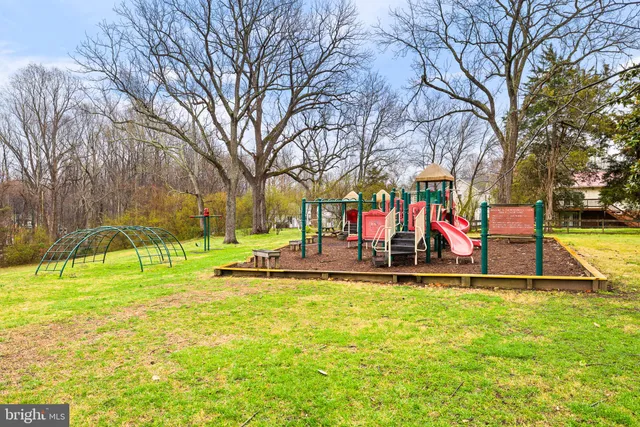 $525,000 | 8514 Stevenson Drive, King George, VA 22485