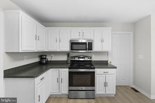 $525,000 | 8514 Stevenson Drive, King George, VA 22485