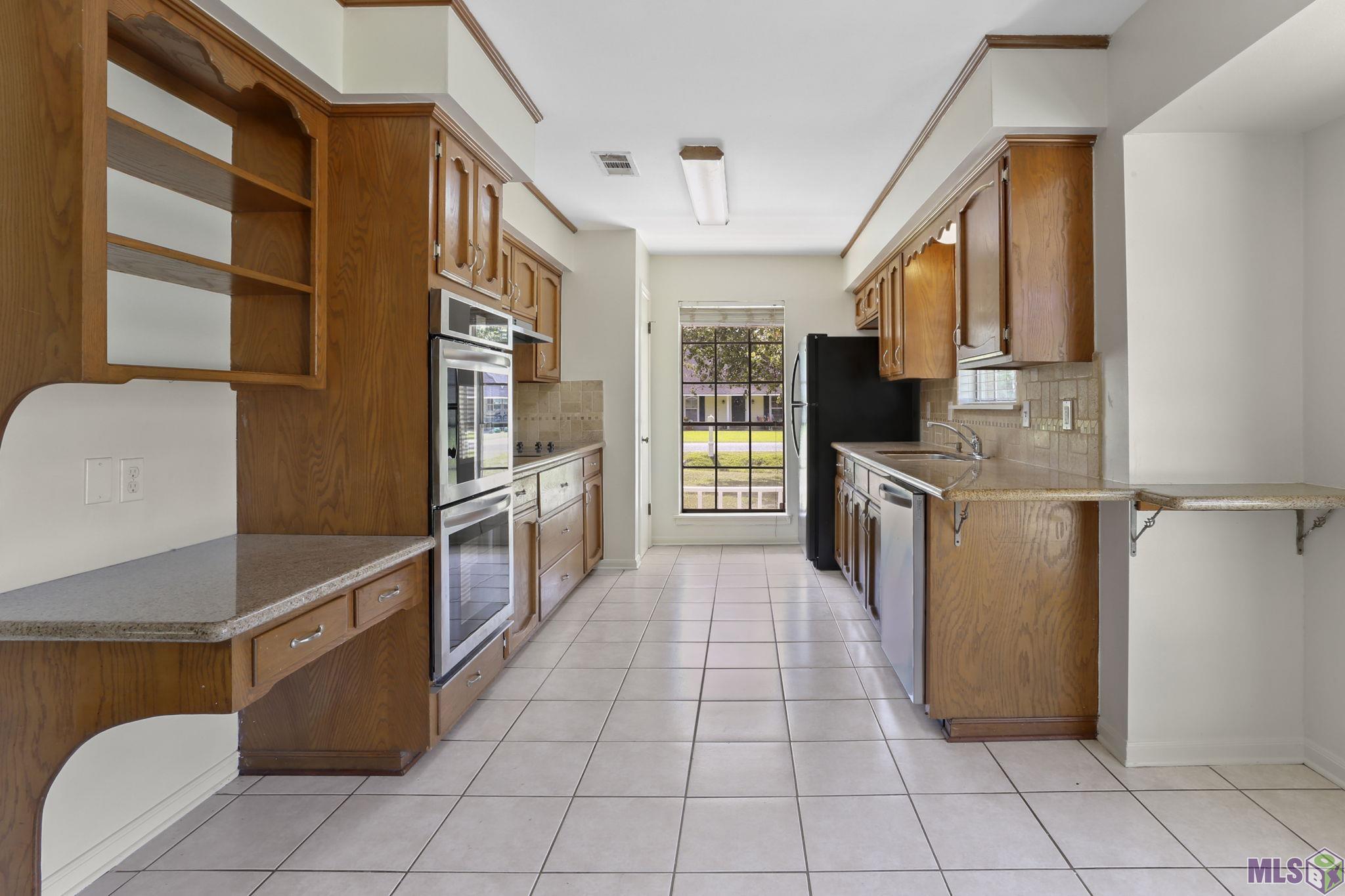 13703 Marlin Avenue Baton Rouge, LA 70818 - Photo 6 of 15 Gallery Image 6