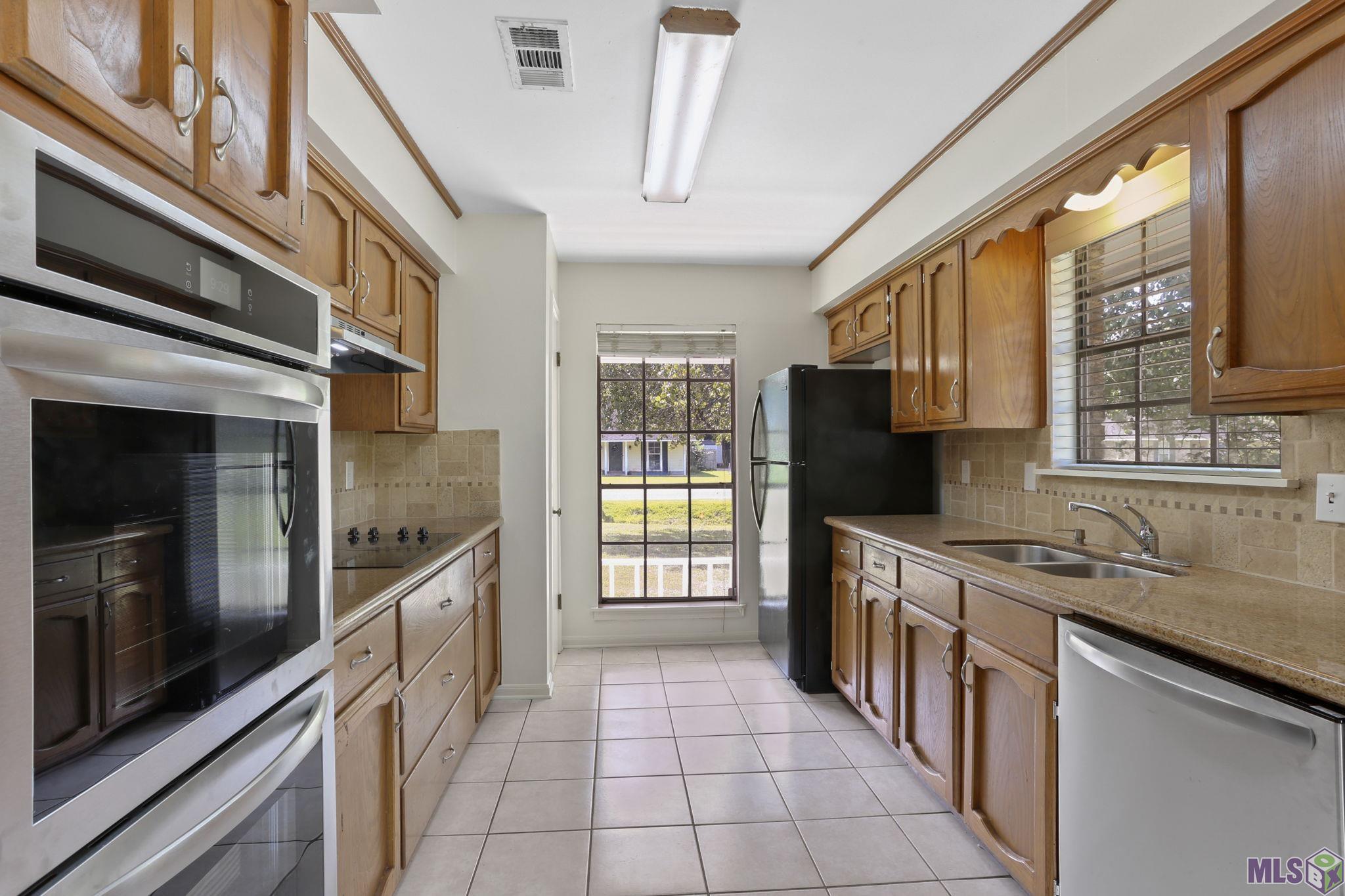 13703 Marlin Avenue Baton Rouge, LA 70818 - Photo 8 of 15 Gallery Image 8