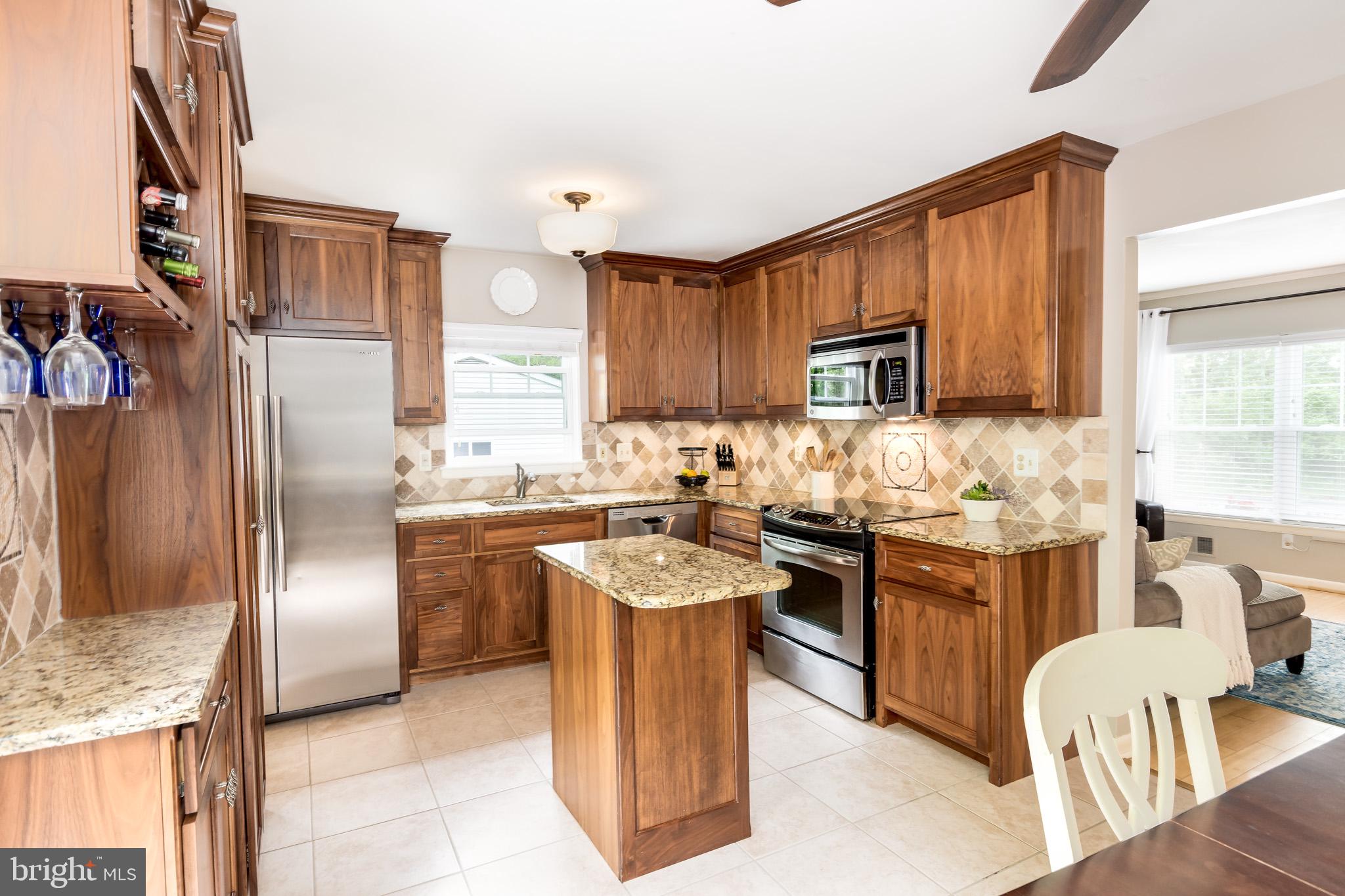 1868 Severn Grove Road Annapolis, MD 21401 - Photo 8 of 31 Gallery Image 8