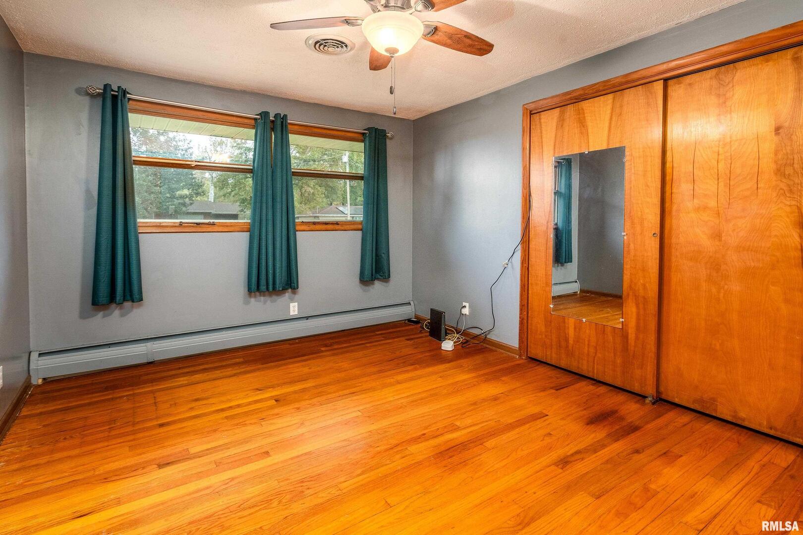 170 Melody Lane Murphysboro, IL 62966 - Photo 24 of 42 a view of an empty room with a window