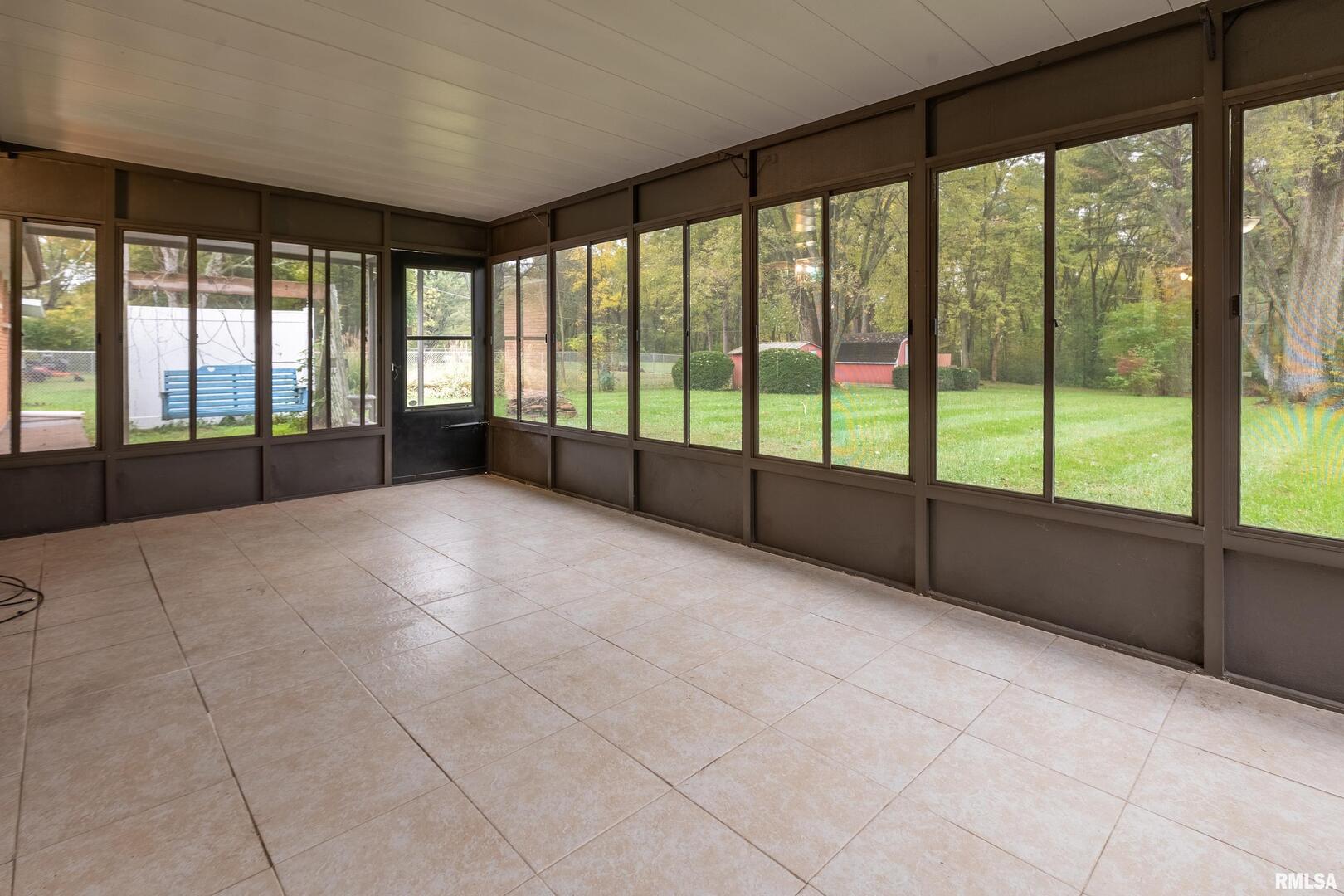 170 Melody Lane Murphysboro, IL 62966 - Photo 31 of 42 a view of an empty room with windows