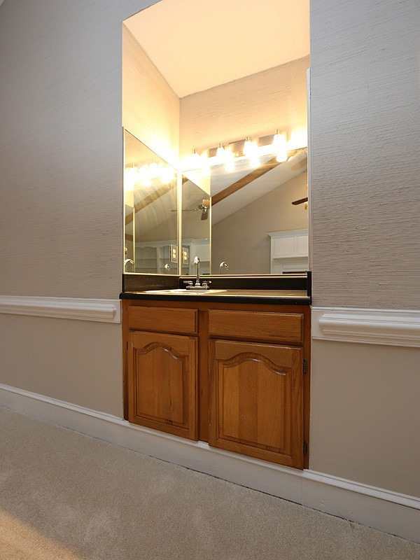 11957 Eagle Cliff Court Raleigh, NC 27613 - Photo 13 of 25 Family Room
