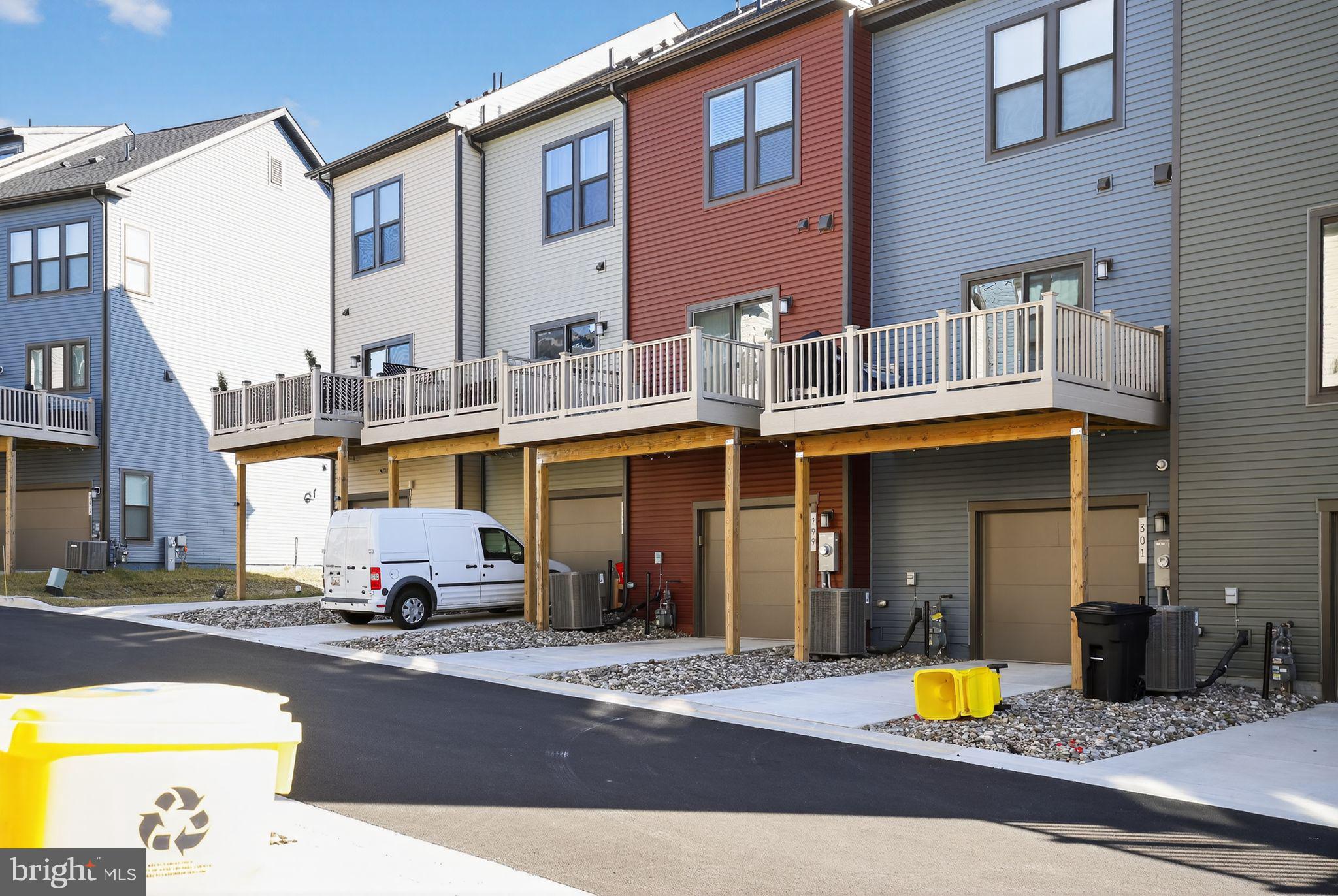 299 Freshet Lane Laurel, MD 20724 - Photo 17 of 33 a view of a building with sitting area