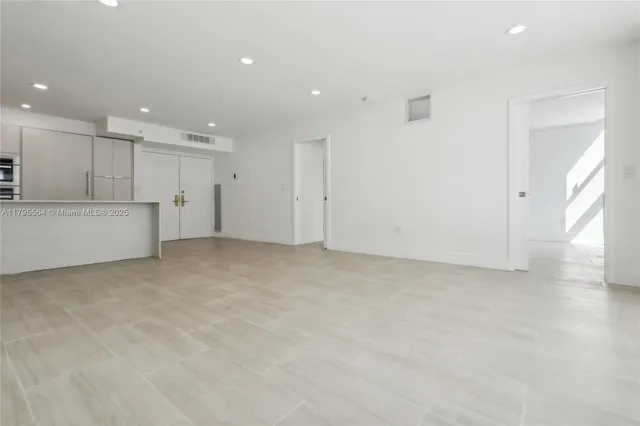 $1,349,000 | 9 Island Avenue, Unit 1209, Miami Beach, FL 33139