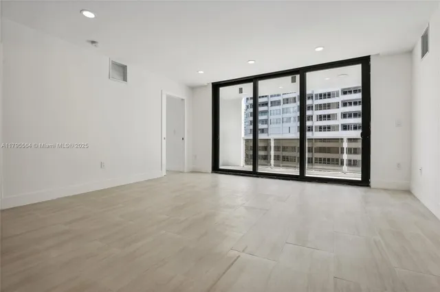 $1,349,000 | 9 Island Avenue, Unit 1209, Miami Beach, FL 33139