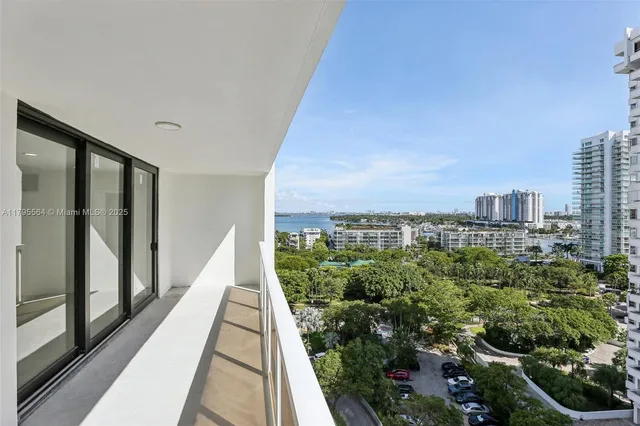 $1,349,000 | 9 Island Avenue, Unit 1209, Miami Beach, FL 33139