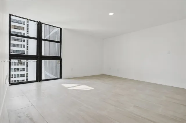 $1,349,000 | 9 Island Avenue, Unit 1209, Miami Beach, FL 33139