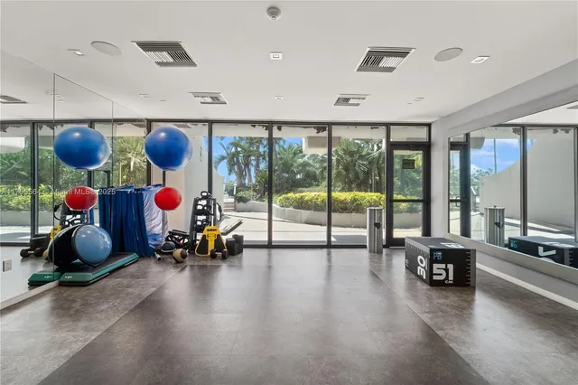 $1,349,000 | 9 Island Avenue, Unit 1209, Miami Beach, FL 33139