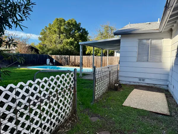 $305,000 | 3688 Polaris Way, Redding, CA 96002