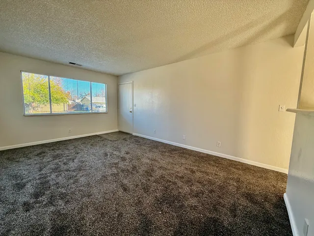 $310,000 | 3688 Polaris Way, Redding, CA 96002