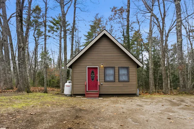 $225,000 | 51 Larry Drive, Monmouth, ME 04259