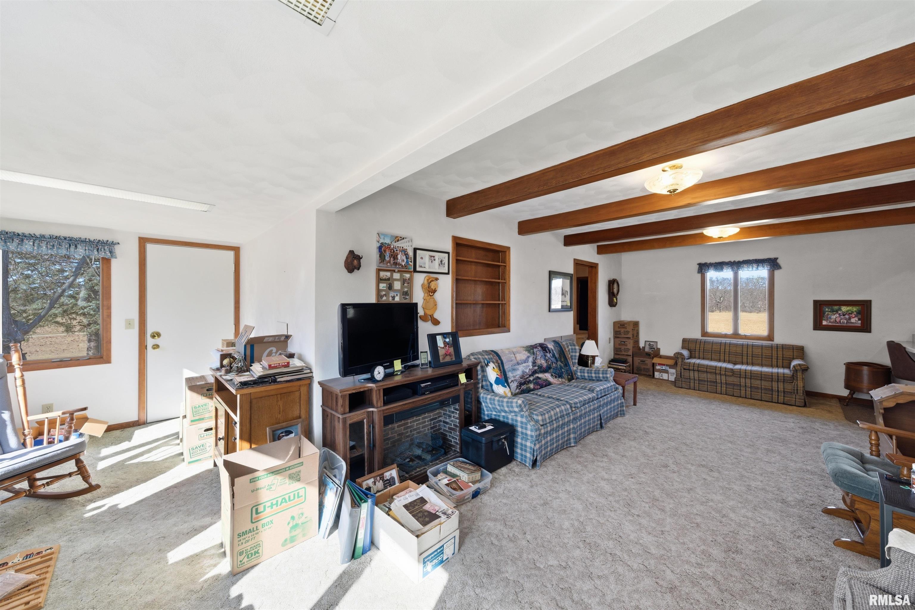 23632 Spring Creek Road Washington, IL 61571 - Photo 3 of 36 Gallery Image 3