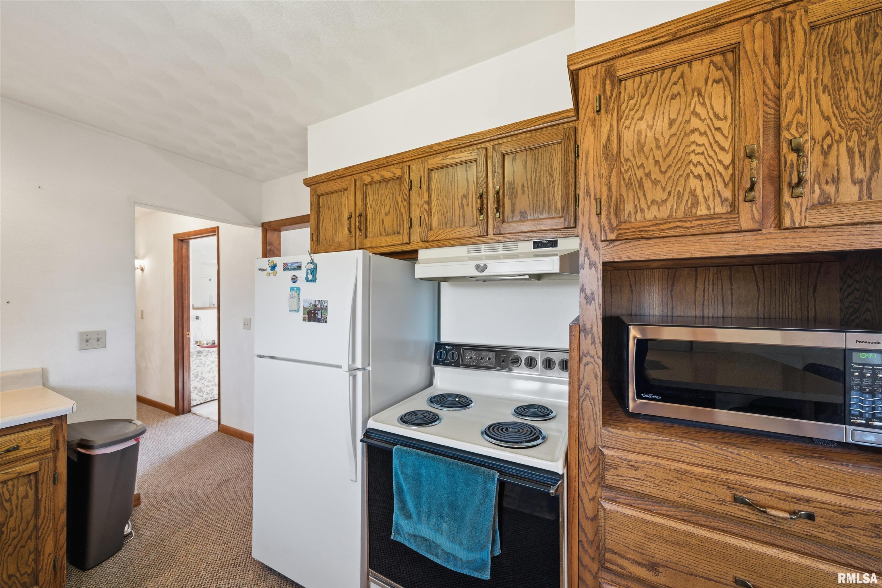 23632 Spring Creek Road Washington, IL 61571 - Photo 8 of 36 Gallery Image 8