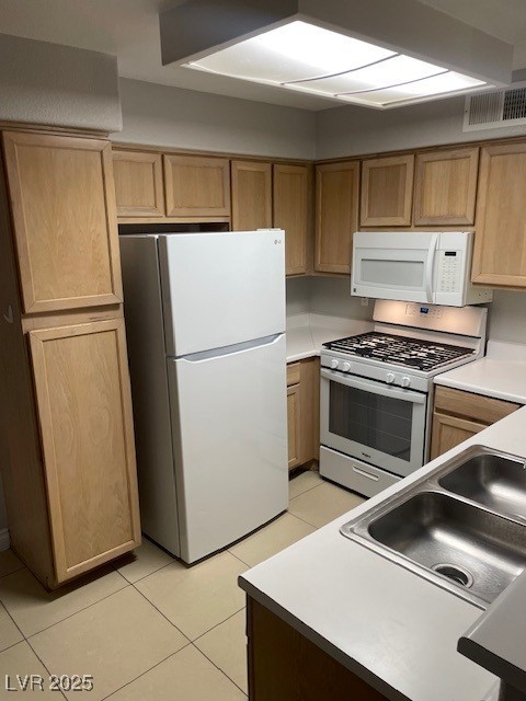 5217 Caspian Springs Drive, Unit 204 Las Vegas, NV 89120 - Photo 11 of 30