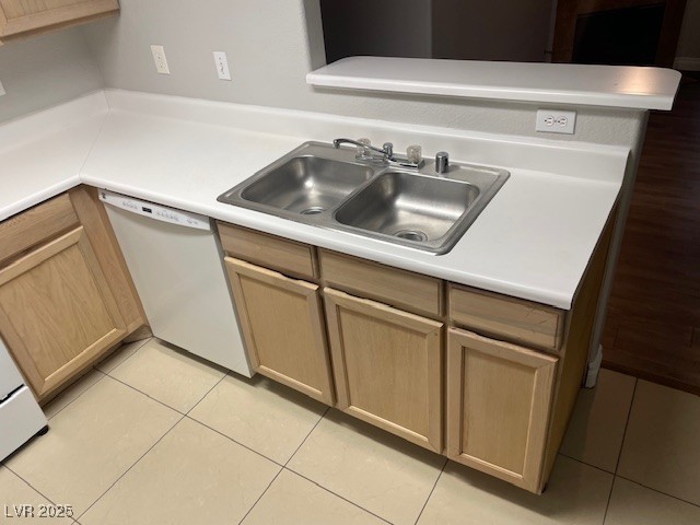 5217 Caspian Springs Drive, Unit 204 Las Vegas, NV 89120 - Photo 13 of 30