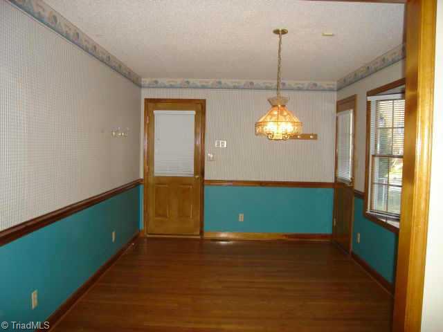 305 Ridgeland Drive High Point, NC 27262 - Photo 3 of 8 Other. Breakfast room off of kitchen